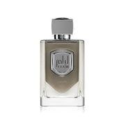 Majestätischer mattgrauer Designer-Flakon von Lattafa Liam Grey Eau de Parfum 100ml mit silbernen Akzenten exklusiv erhältlich bei Dinar Parfums Wien.