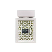 Markanter, schneeweißer Designer-Flakon von RAVE Now White Eau de Parfum 100ml für Damen und Herren mit gummiertem Gitter-Muster exklusiv bei Dinar Parfums Wien.